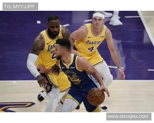 深圳网球队包夹战术分析及其在比赛中的得失影响探讨